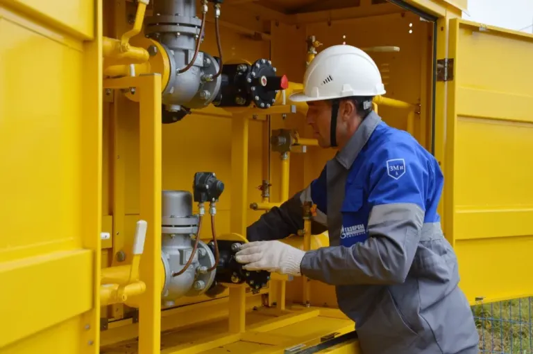 В Рославле подключили к газу котельную тепличного комбината
