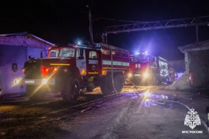 Под Смоленском ночью загорелся гараж
