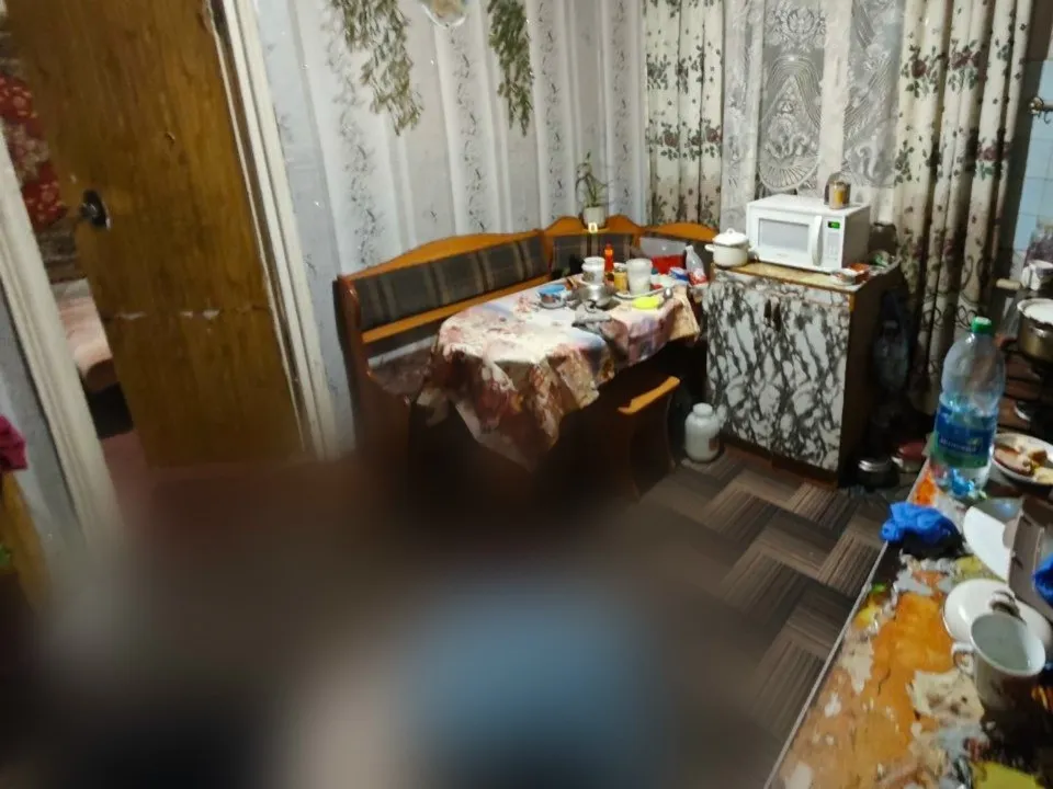 Житель Красного предстанет перед судом за убийство жены и сына